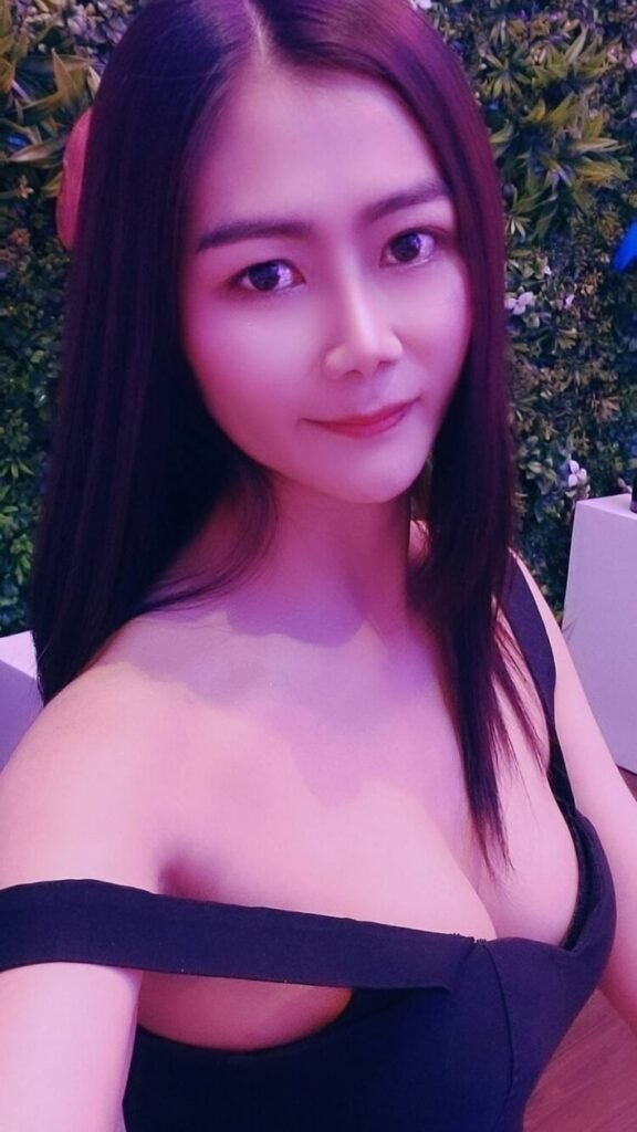 Moji pattaya vice erotic masseuse