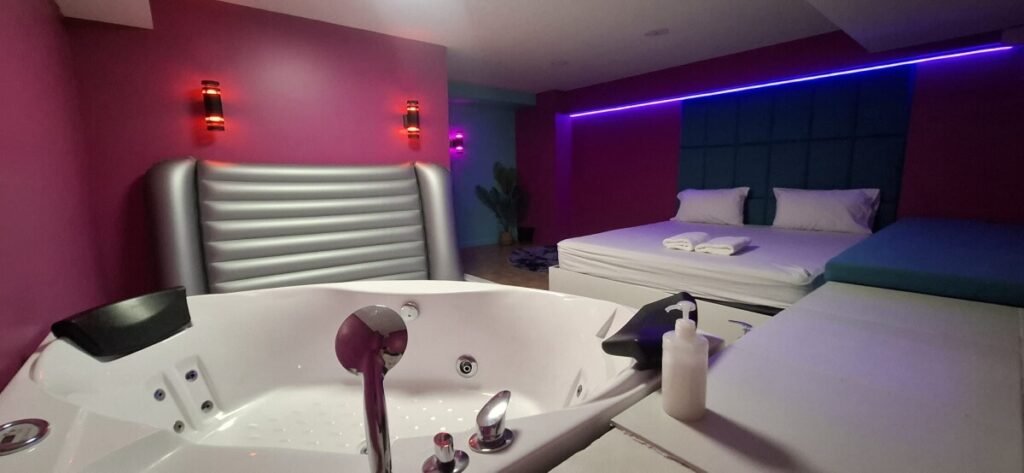 pattaya vice jaccuzzi room