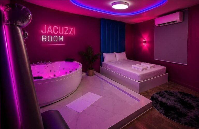 Pattaya Vice Shower Room